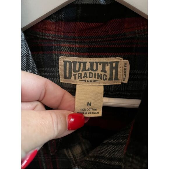 Duluth Trading Red & Gray Plaid Relaxed Fit Flannel Shirt sz M - Picture 5 of 7